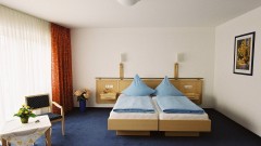 cosy double room at the Hotel Zur Post Bonn