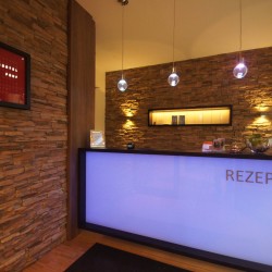 The modern reception at the Deutsches Haus Hotel in Bonn