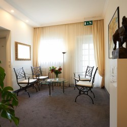 Beautiful lounge at the Hotel Klughardt in Nuremberg