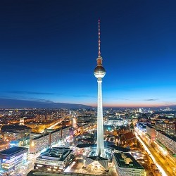 Hotels in Berlin_Fernsehturm Alexanderplatz Berlin