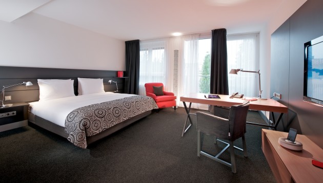 Großzügige Doppelzimmer im The Madison Hotel in Hamburg