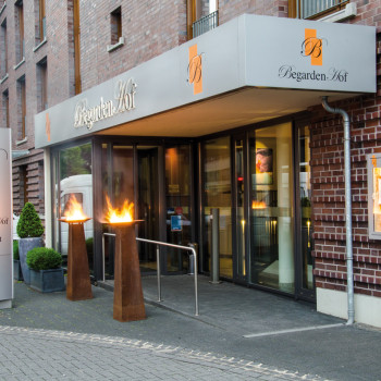 Eingang zum Hotel Begardenhof Köln