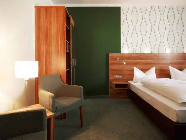 Geräumige Zimmer im Hotel Marienbad in Nürnberg