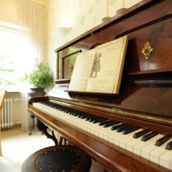 Einrichtung mit viel Liebe fürs Detail im Design Hotel Vosteen in Nürnberg