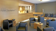 Die ansprechende Lobby des Hotel Zürcherhof in Zürich
